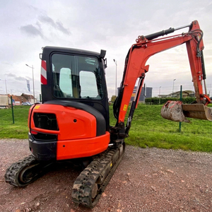 Mini-excavatrice sur chenilles Kubotaa avec cabine et lame de bulldozer, capacité de la benne de 0,03 m³, composants hydrauliques Eaton, puissance de creusement élevée - Product Image 1