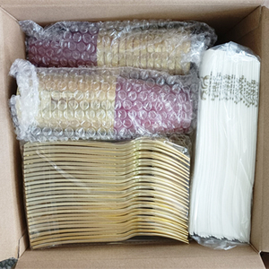 Bộ đồ ăn màu đỏ bằng nhựa, kèm khăn ăn, đĩa ăn cho đám cưới, họa tiết hoa hướng dương - Product Image 5