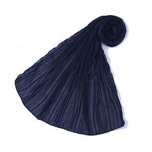 Wholesale Islamic Muslim Silver <strong>Fashion</strong> <strong>Turban</strong> Scarf Stripe Glitter Shimmer Chiffon <strong>Hijab</strong> Shiny Gold Sequins Stripe <strong>Hijab</strong> - Product Image 4