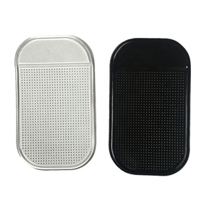 Alfombrilla antideslizante para teléfono móvil de <span class=keywords><strong>coche</strong></span> autoadhesiva con impresión personalizada en la cabeza - Product Image 5