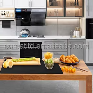 Tapete de Silicona Sili Mat de 23.5 x 60 Pulgadas para Manualidades, Fácil de Limpiar y Antideslizante - Product Image 3