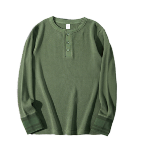 เสื้อยืดแขนยาวผู้ชาย คอวี ทรงปกติ ผ้าถัก สีพื้น ระบายอากาศได้ดี ผ้าฝ้าย 100% รับสกรีนโลโก้ - Product Image 1