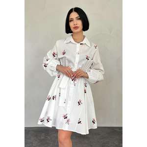 Vestido de Noche Rosa Polvo con Bordado de Organza, Corte A, Cuello Alto, Estampado Floral, Hecho a Mano, Cintura Natural - Product Image 2