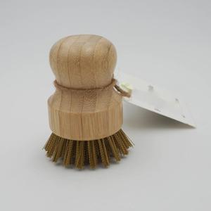 Eco-Friendly <strong>Brass</strong> Oven Scratch <strong>Brush</strong> with Wood Handle and Copper Bristles Scourer for Household Cleaning - Product Image 6