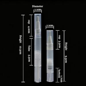 Stylo applicateur d'huile à ongles noir torsadé de 3 ml en gros avec pinceau, stylo à huile pour cuticules, contenant cosmétique, tubes de brillant à lèvres avec boîte et logo - Product Image 5