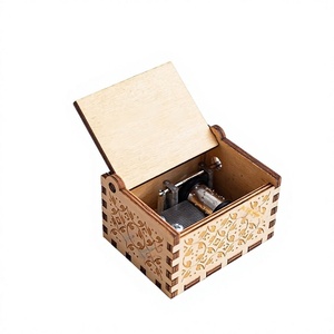 Caja de <span class=keywords><strong>Música</strong></span> de Madera Hecha a Mano, Ecológica, con Manivela, Diseño Moderno y Simple, 10 Melodías, Reproducción de 10-15 Minutos, Cuadrada, con Logotipo Personalizado - Product Image 1