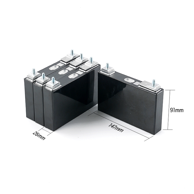 High Quality HiGee  27Ah 30Ah 3.2V Prismatic Lifepo4 Akku Battery Best for 48V Golf Buggy Lithium Battery 30Ah Pack