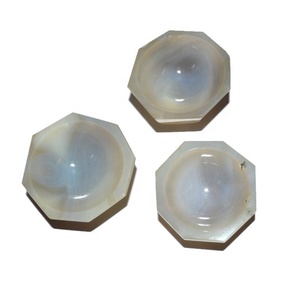 Bol à facettes en agate grise-Bols en agate de pierres précieuses - Product Image 1
