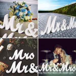 Adornos de Madera Grabados con Mr y Mrs para Decoración de Mesa de Boda, Accesorios para Sesión de Fotos en Alfabeto Inglés, Suministro de Fábrica - Product Image 2