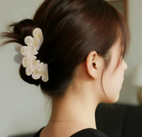Petal Scratch Hairpin, Accessoire de cheveux en plastique tendance pour femme, Pince requin de qualité supérieure pour l'arrière de la tête, pour la rentrée scolaire et Pâques