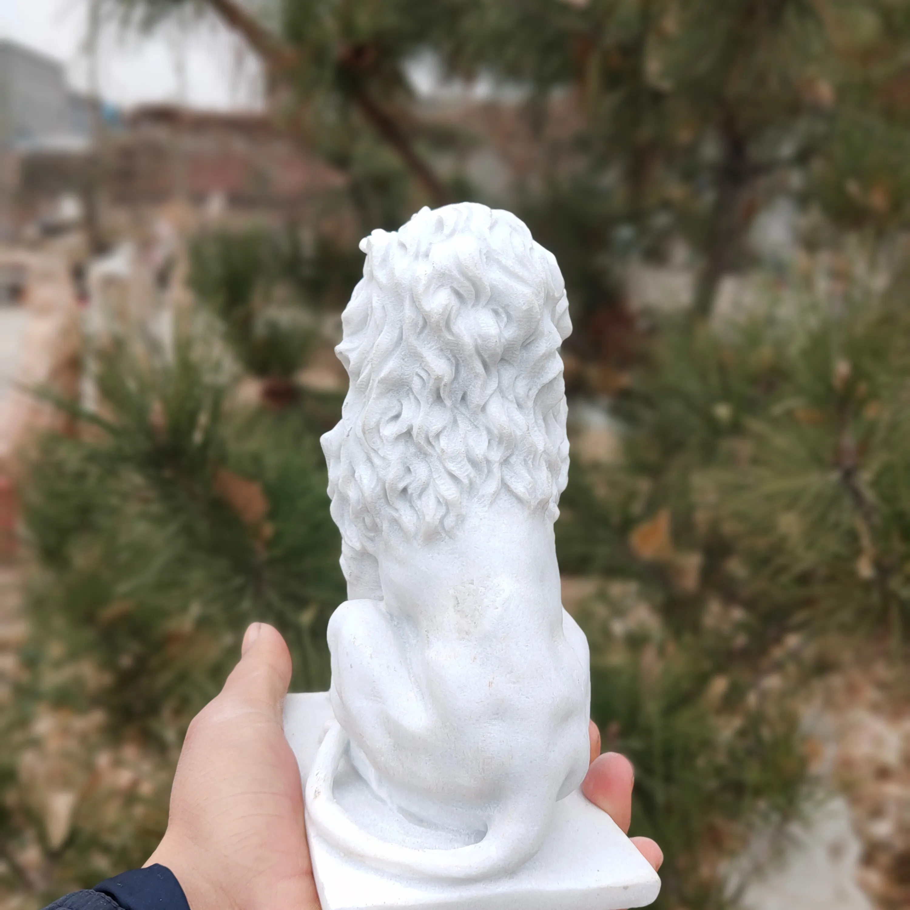 Dekorasyon küçük aslan beyaz yaşam boyutu mermer heykel
