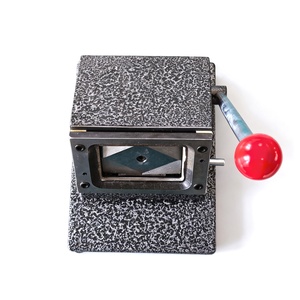 Taglierina Manuale per Carta e Foto 2.5"*3.5" in Forma Rotonda o ad Angolo Retto, Nuova Condizione, Forma e Dimensioni Personalizzabili - Product Image 3