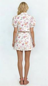 Conjunto de Dos Piezas Floral Fresco para Mujer ALBBIA020, con Base Blanca, Decorado con Estampado Completo Estilo Acuarela - Product Image 2