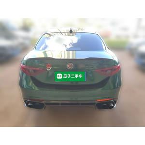 Guazi <span class=keywords><strong>Prix</strong></span> de gros <span class=keywords><strong>Alfa</strong></span> Romeo <span class=keywords><strong>Giulia</strong></span> essence 2.0 voiture d'occasion RWD 5 sièges - Product Image 5