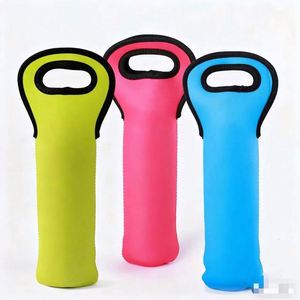 Pelotas de Pickleball en una Bolsa de Vino, Juega Responsablemente, Accesorios, para Jugadores de Pickleball, Regalo de Cumpleaños - Product Image 1