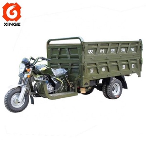 China vende con éxito el nuevo vehículo de cinco ruedas de alta calidad y bajo costo con descarga automática de carrocería abierta para mercancías y combustible - Product Image 2