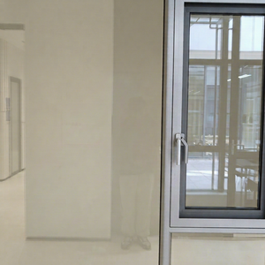 Ventanas de Aluminio Deioux con Vidrio Templado, Resistentes a Huracanes, Abatibles y Giratorias, Certificación NFRC AS2047, Ventana Abatible de Aluminio - Product Image 1