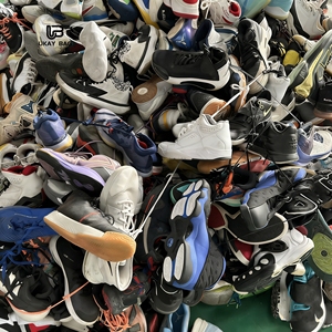 Chaussures d'occasion S4 en gros, chaussures de seconde main pour hommes, chaussures de basketball internationales, chaussures de sport pour hommes de classe A - Product Image 3