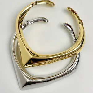 2024 Neuheit Mode Schmuck modisch klobig Damen 18k Gold Choker-Halsband Ohrringe sexy Party geometrische Choker-Halsbänder Damen