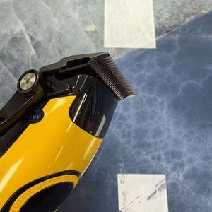 Cortadora de Cabello Profesional Recargable M6005, Motor de CC de Alta Velocidad, 9000 RPM, Batería de Litio, 2 Velocidades 8500/9000 RPM - Product Image 4