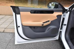 Leapmotor C01 <span class=keywords><strong>Auto</strong></span> Elettrica Batteria 50-70kWh Autonomia 525km NEDC Potenza 200kW Coppia 360Nm - Product Image 6