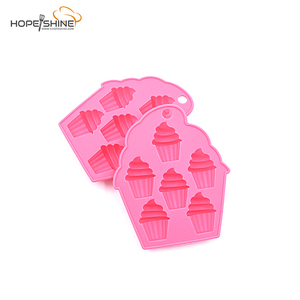 Moldes de Silicona con Forma de Helado, Perfectos para Hornear Pasteles Hechos a Mano, Postres de Chocolate, Galletas, Pudín, Bizcochos, Gelatina - Product Image 1