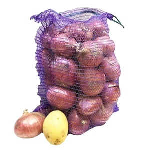 Sacs en <span class=keywords><strong>filet</strong></span> Raschel rouges et verts durables de 21*32 pouces (50 lb) en PE recyclable pour l'emballage du <span class=keywords><strong>bois</strong></span> de <span class=keywords><strong>chauffage</strong></span>, des oignons et de l'ail – Nouveau design - Product Image 1