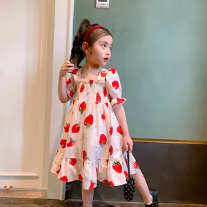 लड़की पोशाक स्ट्रॉबेरी प्रिंट गर्मियों राजकुमारी पार्टी पोशाक शिशु फैंसी लड़कियों पार्टी के कपड़े