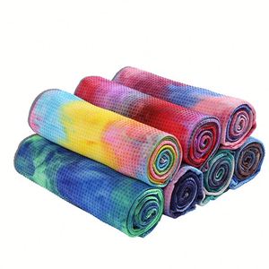Toallas de Fitness Antideslizantes, Tapetes de Yoga Multicolores con Estampado Tie-Dye, de Secado Rápido y Transpirables, Rectangulares - Product Image 1