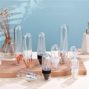 Botella de spray de niebla fina para mascotas transparente portátil, tapa de PP a prueba de fugas, botella de embalaje cosmético recargable para hidratación del cuidado de la piel - Product Image 1