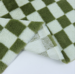 Tissu en <span class=keywords><strong>fausse</strong></span> <span class=keywords><strong>fourrure</strong></span> de lapin imprimé à carreaux bicolore de haute qualité, 500g, doux, <span class=keywords><strong>imitation</strong></span> <span class=keywords><strong>fourrure</strong></span> de lapin, peluche artificielle, <span class=keywords><strong>fausse</strong></span> <span class=keywords><strong>fourrure</strong></span> de lapin, tissu à tricoter - Product Image 4