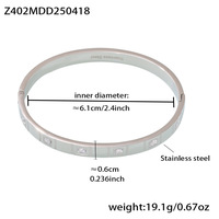Approvisionnement d'usine Dernier échantillon Style Bracelets ronds Acier inoxydable plaqué or 18 carats