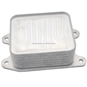 Système de refroidissement du moteur en aluminium <span class=keywords><strong>Refroidisseur</strong></span> <span class=keywords><strong>d</strong></span>'<span class=keywords><strong>huile</strong></span> 04E117021C 04e117021b 04e117021k pour AUDI VW <span class=keywords><strong>Golf</strong></span> 1.<span class=keywords><strong>4</strong></span> Tfsi 1.6 1.2 - Product Image 2