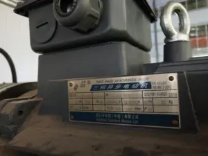 Poinçonneuse ligne de production trou presse pneumatique automatique métal pièce estampage presse machine