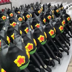 Tùy chỉnh nhà máy sản xuất phim hoạt hình gấu tuyết trắng vườn điêu khắc thực tế động vật ngoài trời tượng nhựa sợi thủy tinh thủ công lớn - Product Image 4