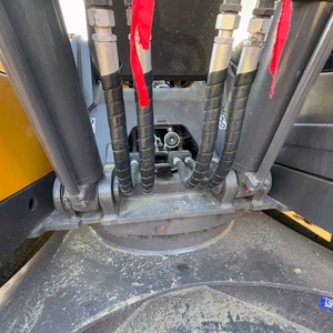 Excavatrice sur chenilles VOLVO EC250D d'occasion, 90 % neuve, à vendre, avec une puissance et des performances de creusement élevées - Product Image 4