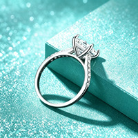 Bague de fiançailles pour femme en argent sterling S925 avec moissanite 2 carats taille princesse carrée radiant à quatre griffes