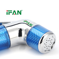Tête de bidet partagée IFAN, couleur bleue, design hygiénique pour un seul utilisateur