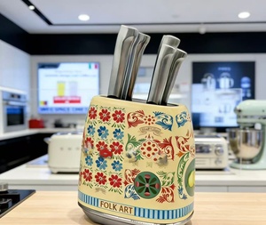 Ensemble <span class=keywords><strong>de</strong></span> couteaux <span class=keywords><strong>de</strong></span> cuisine siciliens italiens en acier inoxydable - 6-en-1 avec support décoratif, 4 couleurs vibrantes pour une utilisation en extérieur, en voiture et en camping-car - Product Image 5