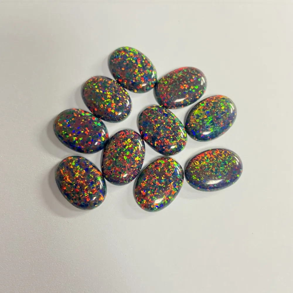 Hq gems pedra preciosa oval para trás reta cabochão, tamanho grande 13x18mm op32, pedra de opala sintética preta, preço por gramas