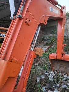 Excavadora Usada Hitachi zx65 de Alta Calidad con Sistema Hidráulico y Controles Avanzados a Bajo Precio en Venta - Product Image 2