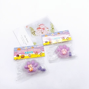 Prix de gros Mochi Squishy Taba en plastique TPR souple et transparent, jouet à pincer en forme de patte, accessoires anti-stress pour filles et garçons - Product Image 5