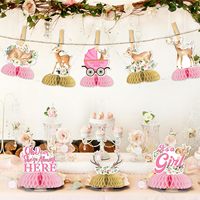 8 Centros de Mesa de Panal de Abeja para Baby Shower con Diseño de Ciervo, Color Rosa, 'Oh Deer, Ya Está Prácticamente Llegando', con 'Es Niña', Centros de Mesa Florales