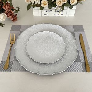 Platos de Presentación Redondos de Plástico Blanco Elegantes para Decoración de Mesa de Boda, Eventos y Fiestas - Product Image 6