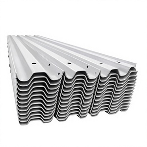 Venta Directa de Fábrica: Barrera de Tráfico, Barrera Anticolisión con Viga Corrugada, Divisor de Carreteras, Valla Galvanizada para Carreteras y Autopistas - Product Image 1