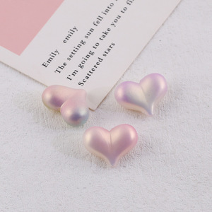 Cuentas acrílicas en forma de corazón, colores aleatorios, para la fabricación de joyería, cuentas sueltas de resina plástica chapada, 10 mm, verano 2024, origen Yiwu - Product Image 3