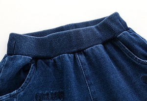 Fournisseur chinois de pantalons en denim tricoté uni pour garçons, pantalon enfant garçon, meilleurs produits pour l'importation - Product Image 4