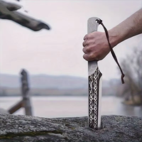 Nouveau produit 2025 Couteau de cuisine Style militaire Acier inoxydable Lame intégrée Acier au carbone Affûté Matériel métallique