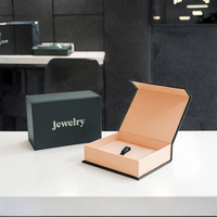Boîte cadeau en papier magnétique avec logo personnalisé, boîte d'emballage en carton rigide, boîte de rangement recyclable pour bijoux, clé USB