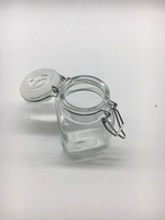 Bouteille à épices carrée en verre de 120 ml avec couvercle, pot vide de 4 oz avec trous pour le stockage des condiments de cuisine